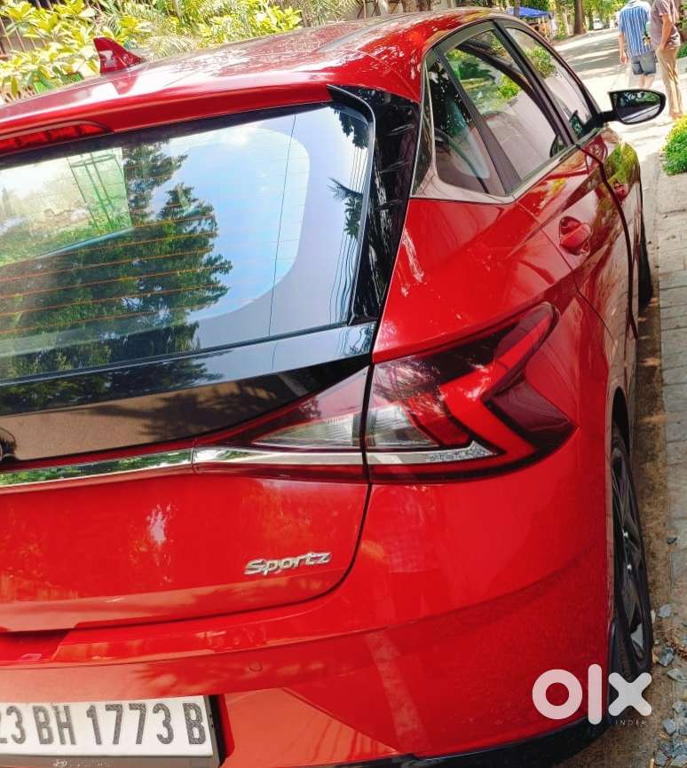 Hyundai I20 Sportz 1.2 Ivt Dual Tone, 2023, Petrol