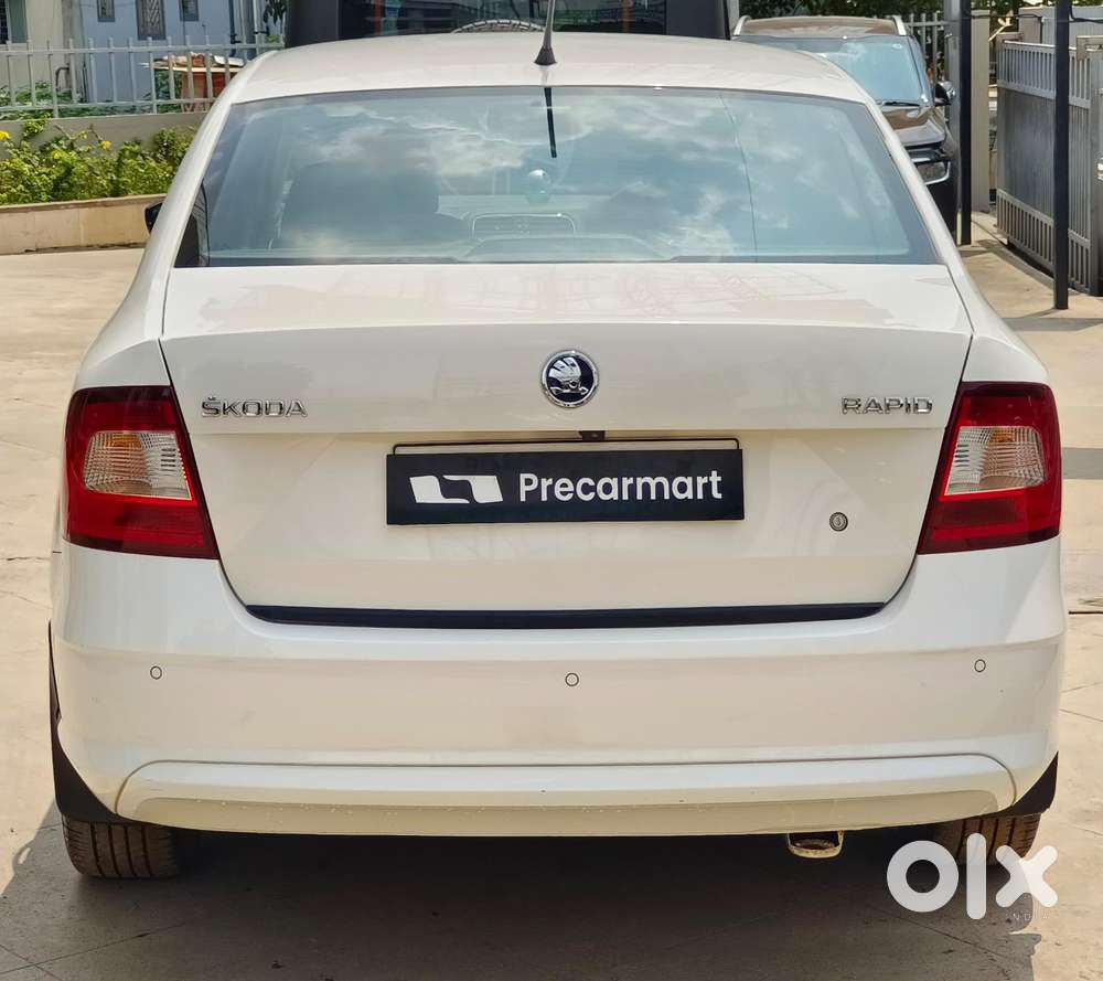 Skoda Rapid 1.0 Ambition Tsi At, 2021, Petrol