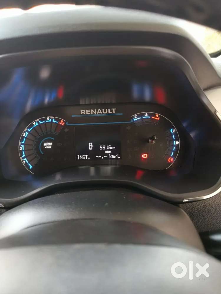 Renault Kiger 2025 Petrol 6000 Km Driven