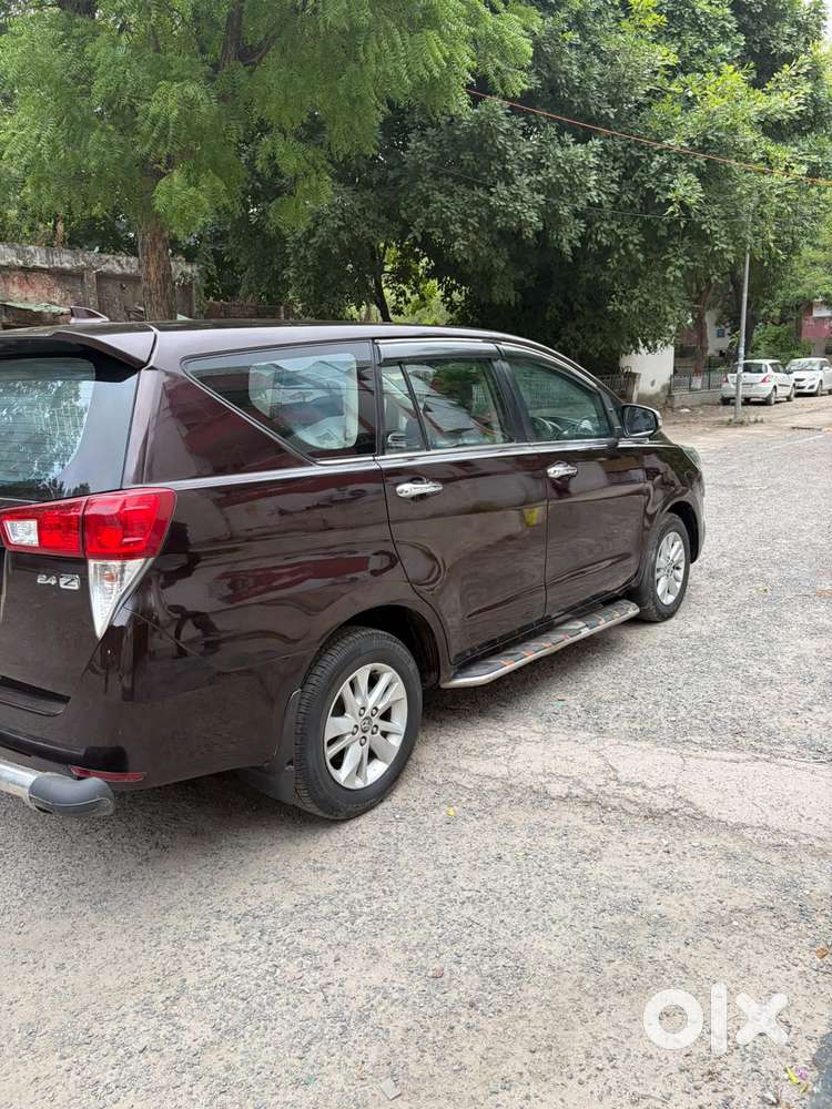 Toyota Innova Crysta 2.4 Z 7 Str, 2017, Diesel