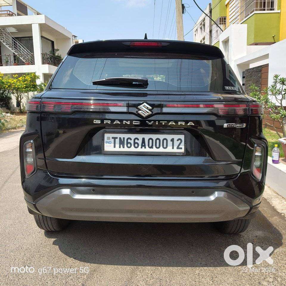 Maruti Suzuki Grand Vitara 1.5 Alpha Plus Intelligent Hybrid Ecvt, 2..