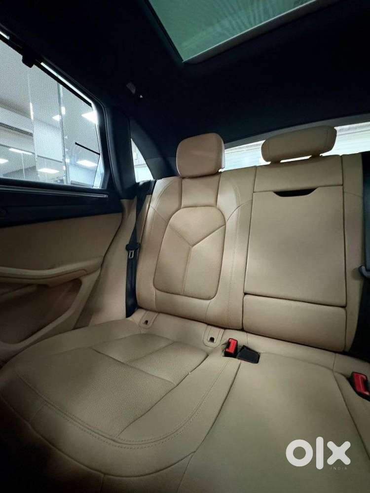 Porsche Macan 2l, 2022, Petrol