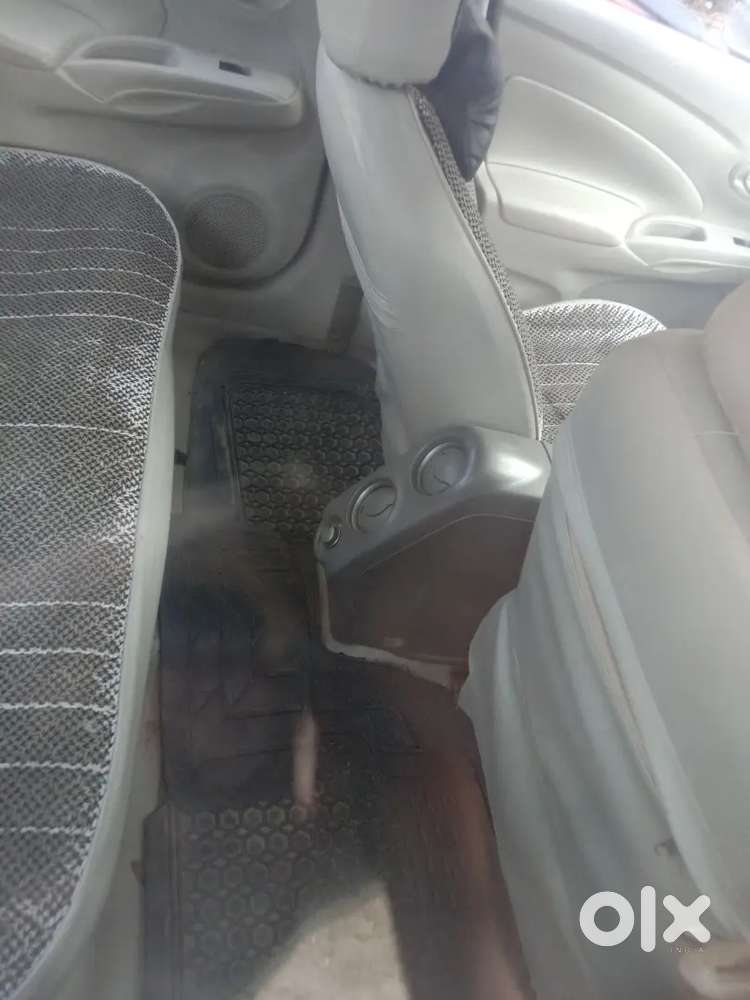 Nissan Sunny Diesel 2012