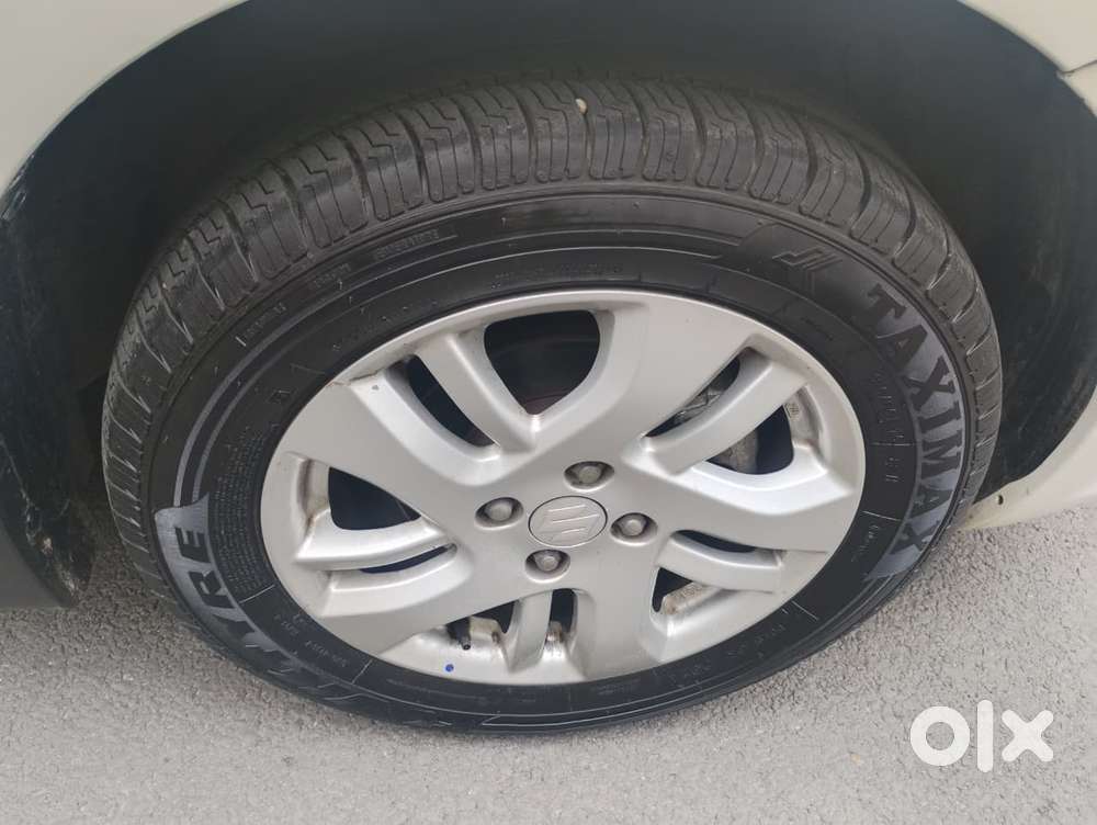Maruti Suzuki Swift Dzire 1.2 Zxi, 2014, Petrol