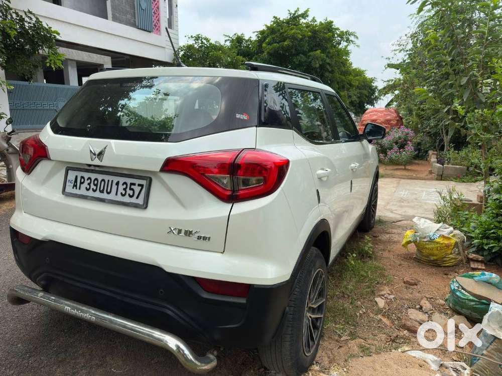Mahindra Xuv300 2022 Diesel Well Maintained