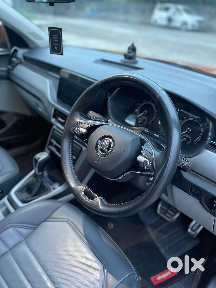 Skoda Kushaq 1.0 Tsi Ambition At, 2022, Petrol