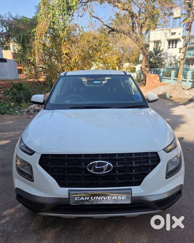 Hyundai Venue E, 2020, Petrol