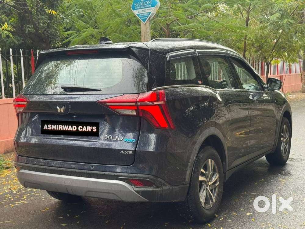 Mahindra Xuv700 2.2 Ax 5 Diesel At 7 Str, 2022, Diesel