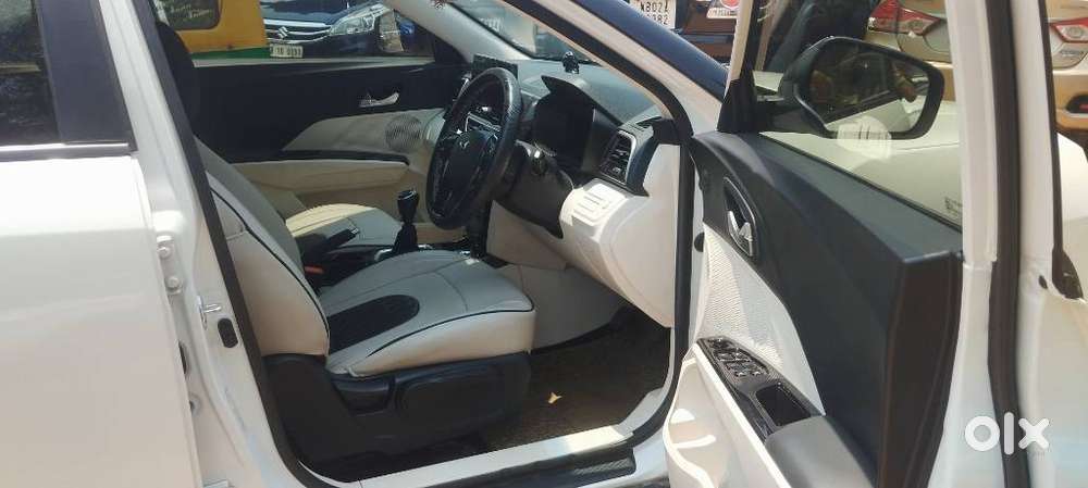 Mahindra Xuv 3xo Ax5 Pm Mt, 2024, Diesel