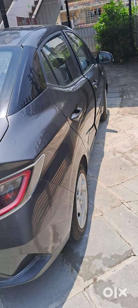 Hyundai Aura 1.2 Amt S Petrol - 2020