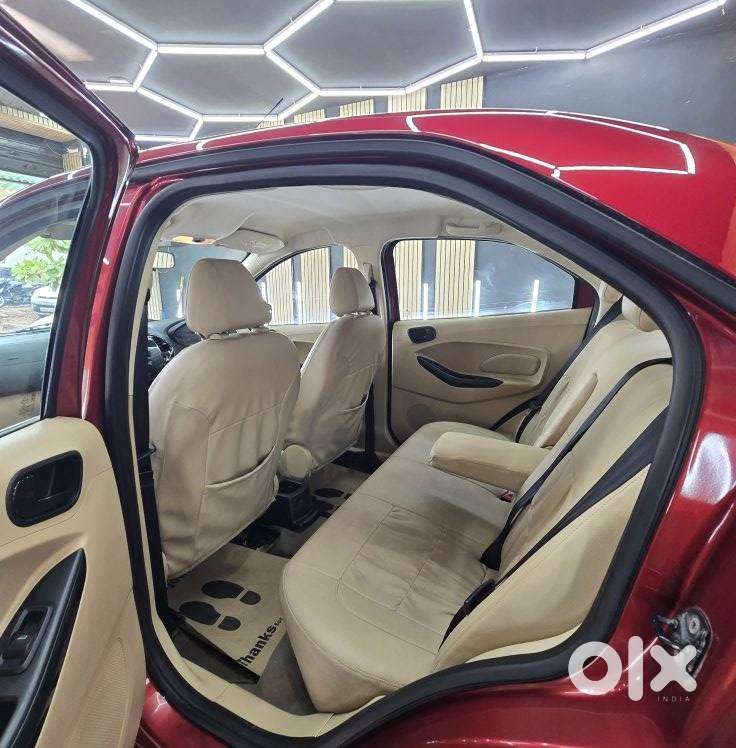 Ford Aspire Titatinium Blu Ti-vct, 2016, Petrol