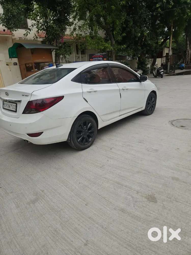 Hyundai Verna 2014