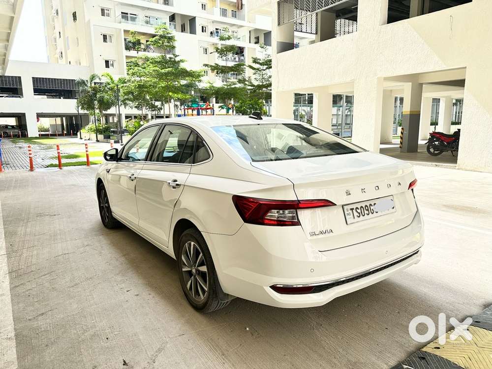 Skoda Slavia 2023 Petrol Well Maintained