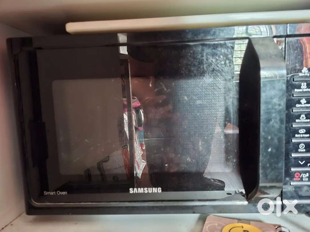 Samsung *MICROWAVE* oven