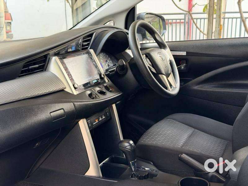 Toyota Innova Crysta [2020-ongoing] 2.4 Gx At 8 Str, 2022, Diesel