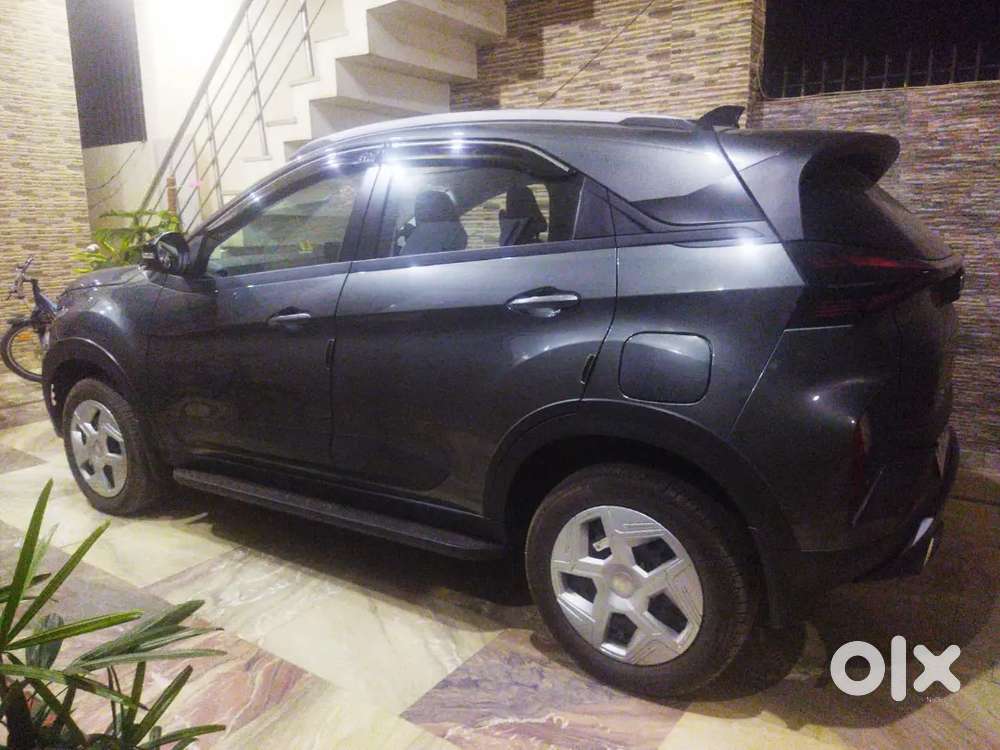Tata Nexon 2025 Diesel Well Maintained
