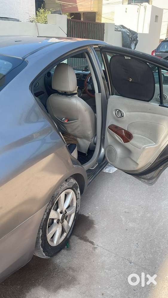 Nissan Sunny Petrol Manual 2011