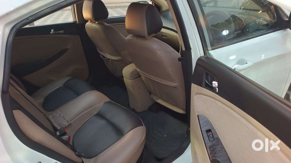 Hyundai New I20 1.2 Asta (o) Mt Dual Tone, 2014, Diesel