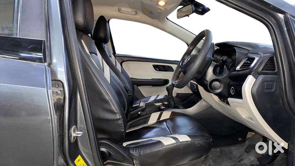 Tata Altroz 1.2 Xt, 2022, Petrol