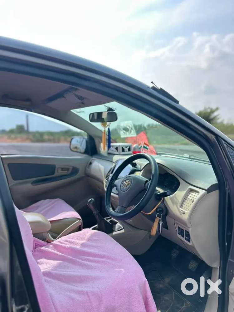 Toyota Innova Diesel 2009 Km Driven