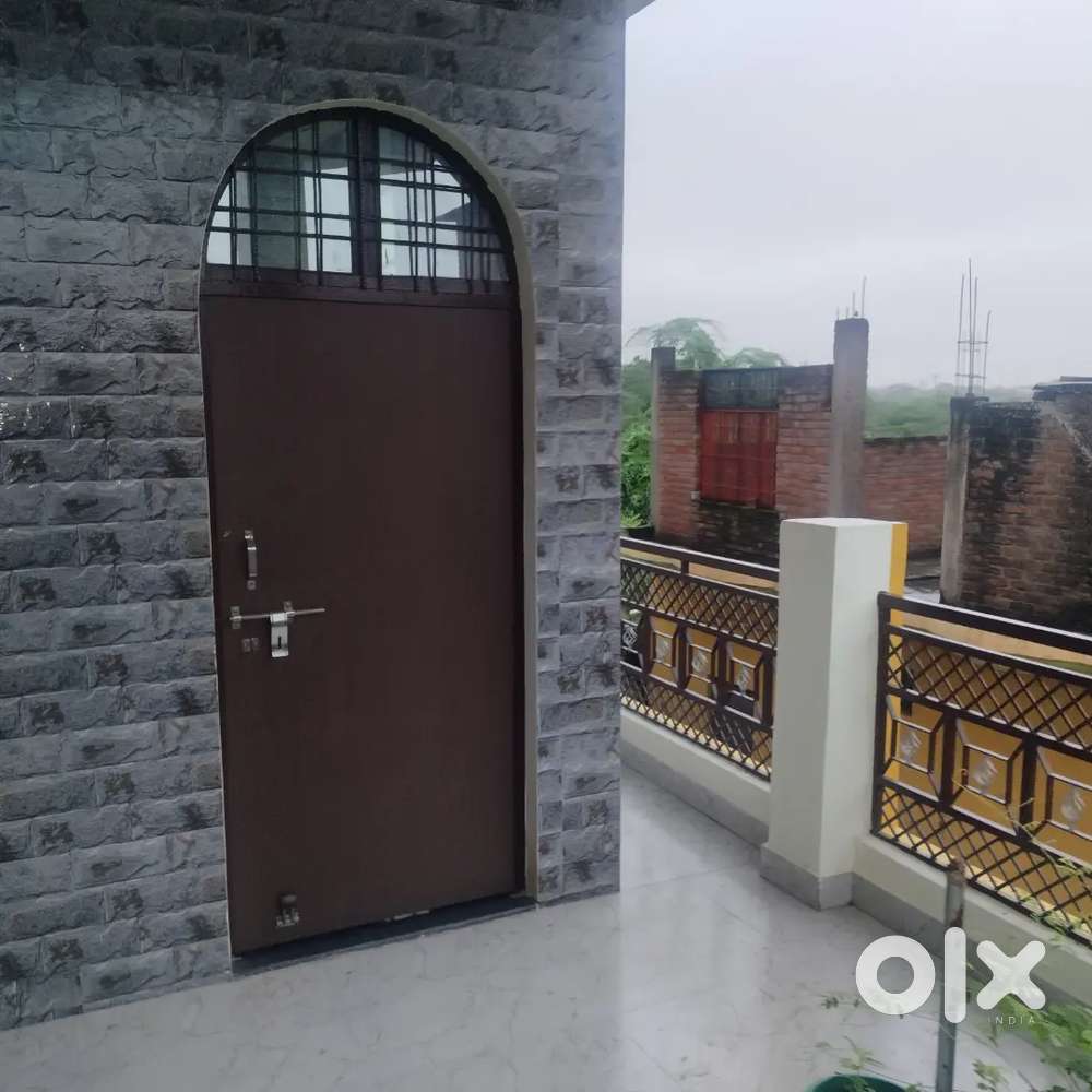 2 room set on rent