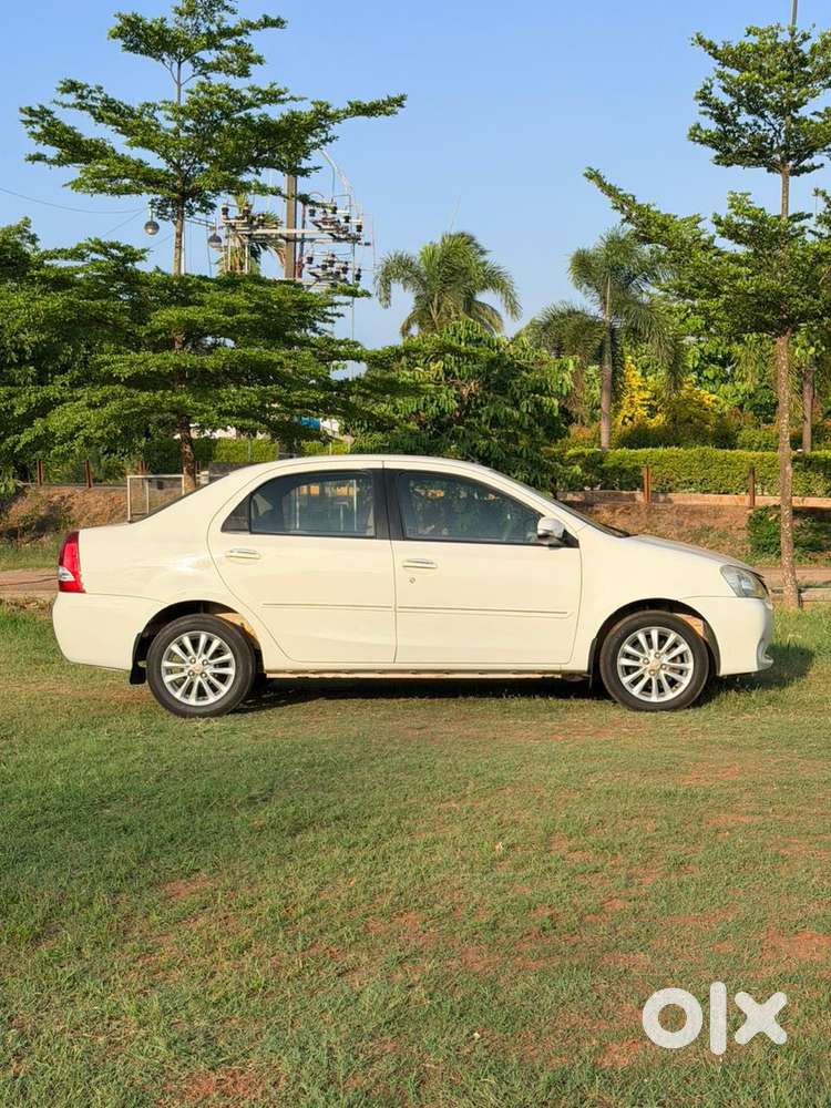 Toyota Etios 1.5 Vx, 2017, Petrol
