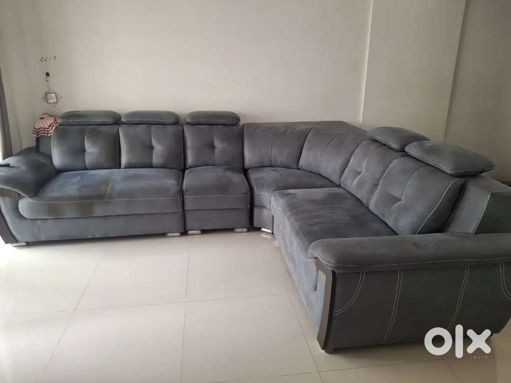 6 sitter sofa (3 yrs old)