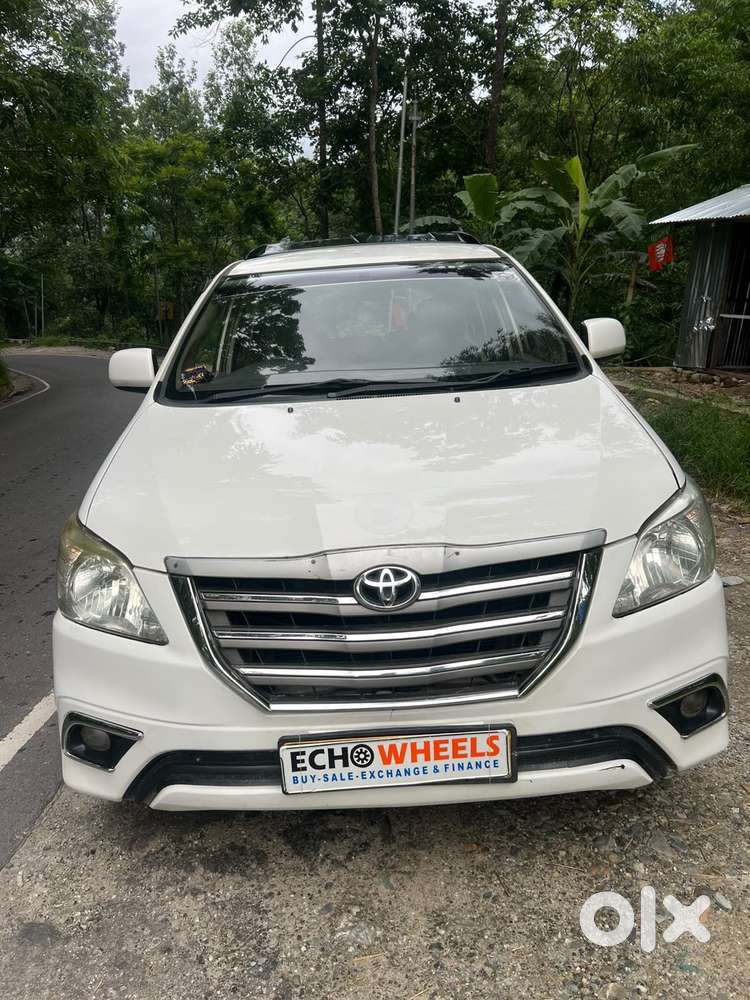 Toyota Innova 2.5 G (diesel) 7 Seater Bs Iv, 2015, Diesel