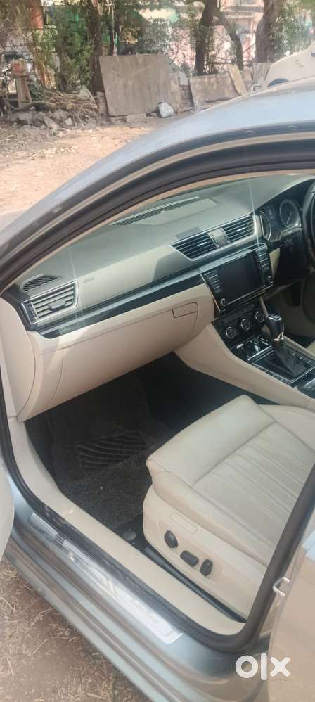 Skoda Superb L&k 2.0 Tdi At, 2017, Diesel