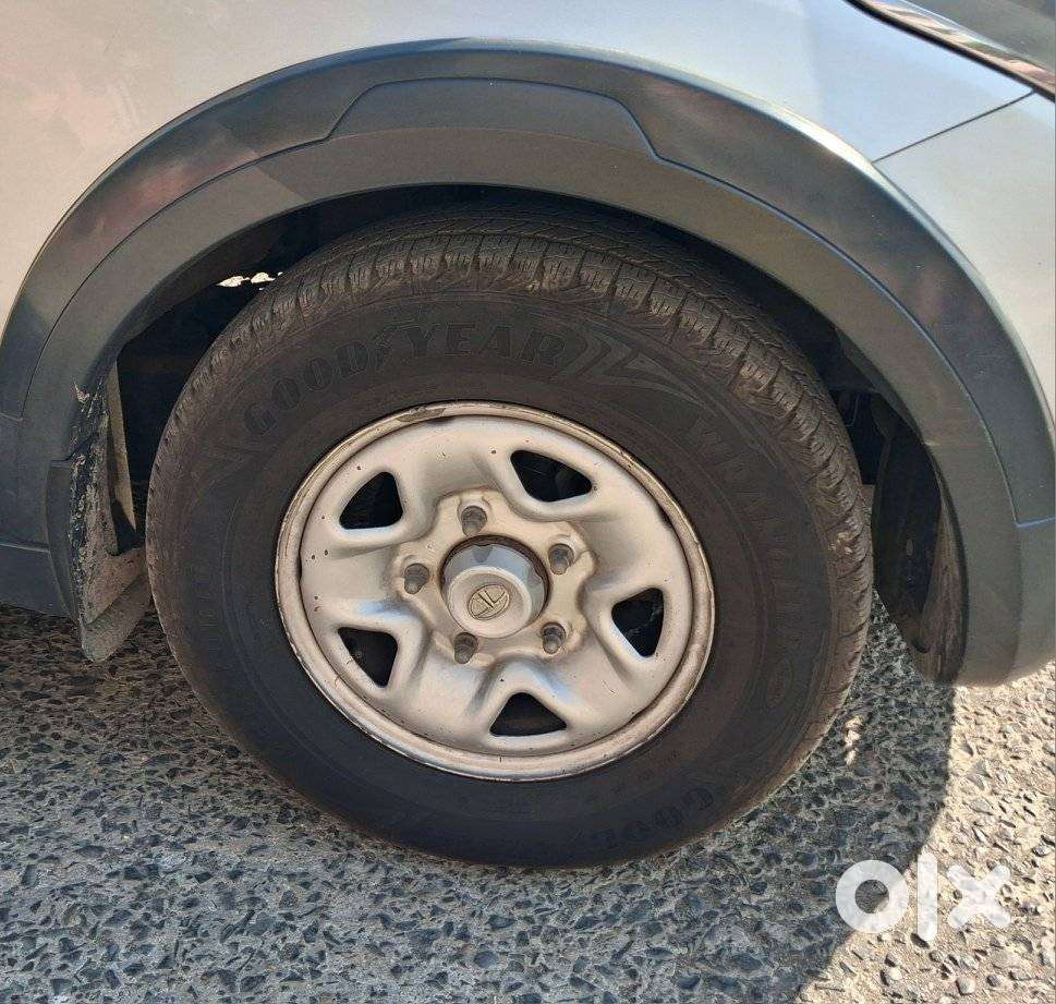 Tata Hexa 2.2 Xe 4x2 7 Str, 2018, Diesel