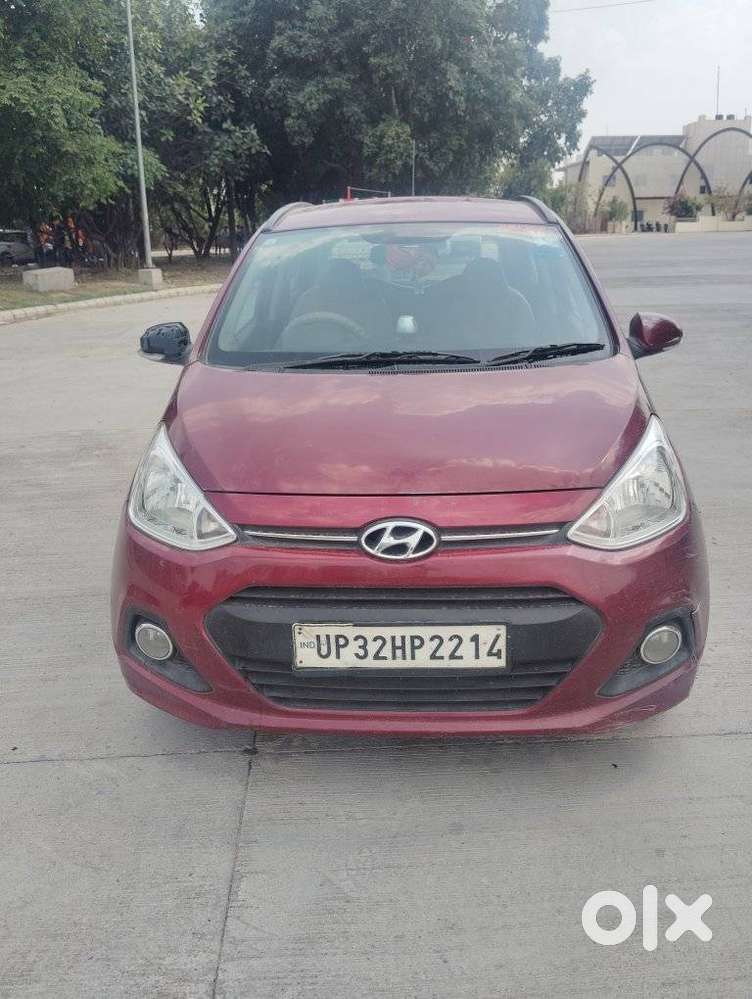 Hyundai Grand I10 Sportz, 2016, Petrol