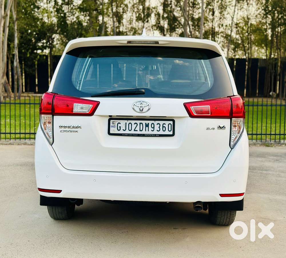 Toyota Innova Crysta