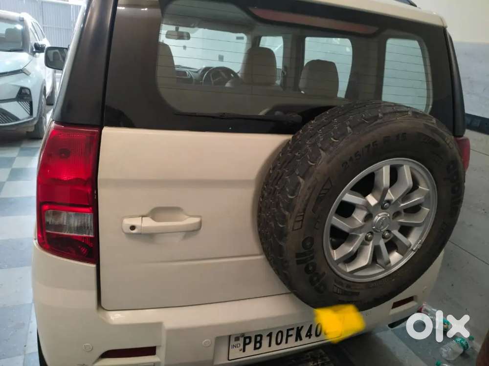 Mahindra Tuv 300 2015