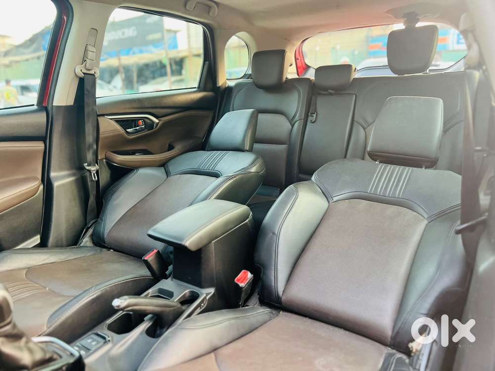 Toyota Urban Cruiser Hyryder 1.5 V Hybrid, 2023, Petrol