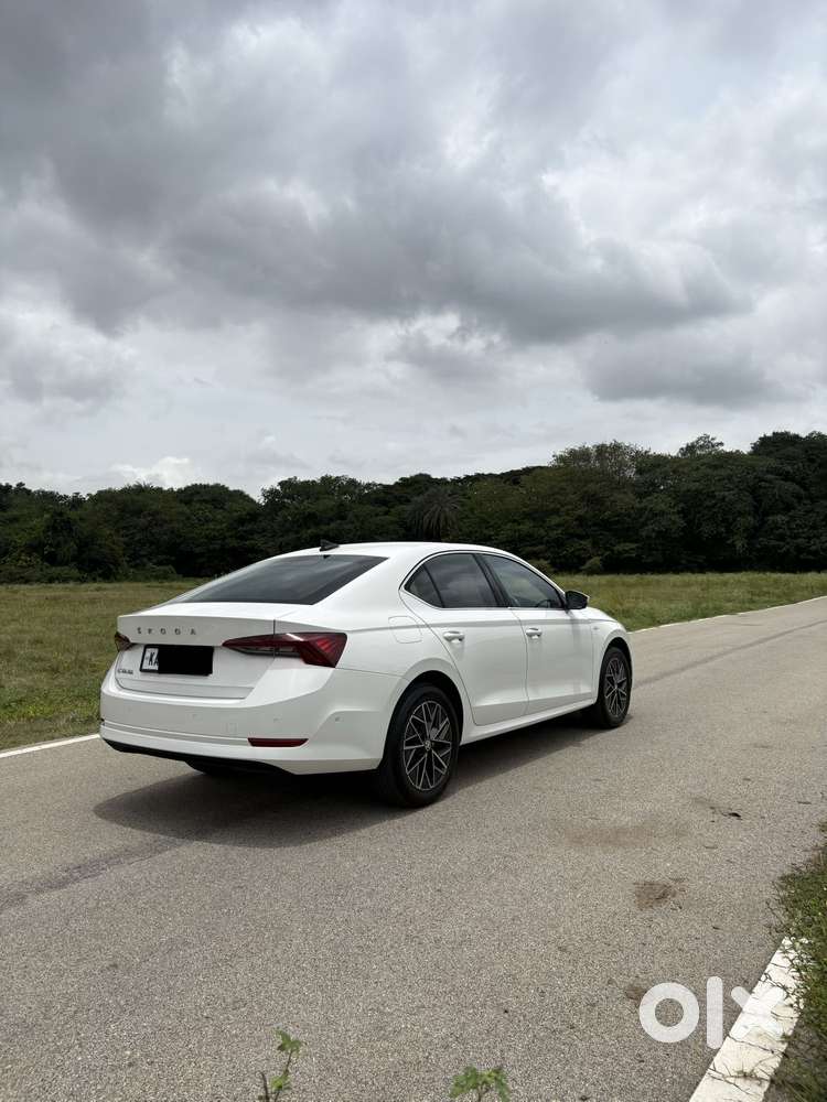 Skoda Octavia 2.0 L K Tsi At, 2021, Petrol