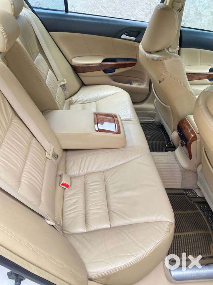 Honda Accord 2011 Petrol Well Maintained