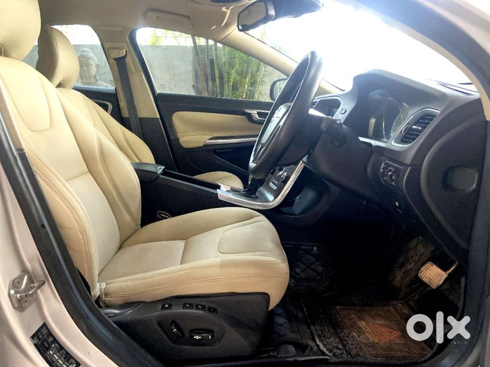 Volvo S60 D4 Momentum, 2014, Diesel