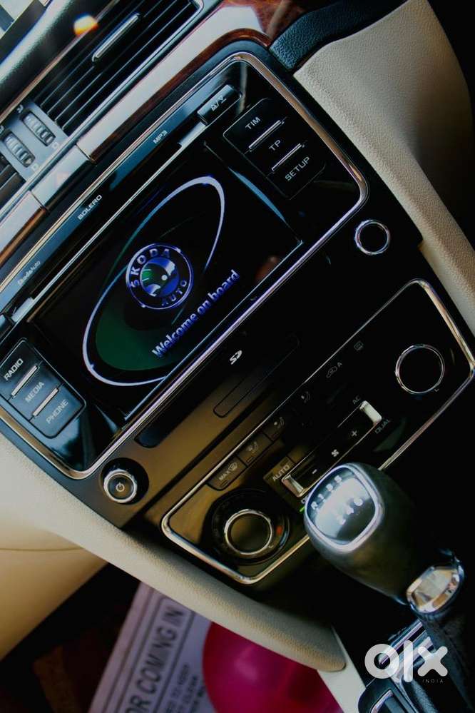 Skoda Superb 2013 Petrol Well Maintained Also Perfct Condition