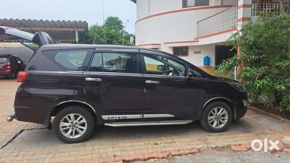 Toyota Innova Crysta Diesel 2017