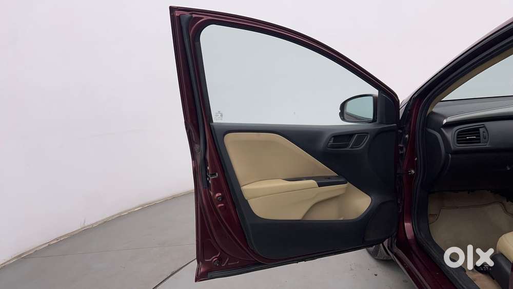 Honda City I-vtec Sv, 2015, Petrol