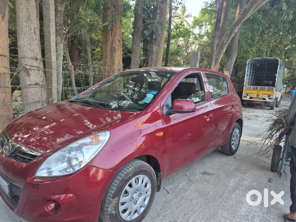 Hyundai I20 2011 Petrol Well Maintained