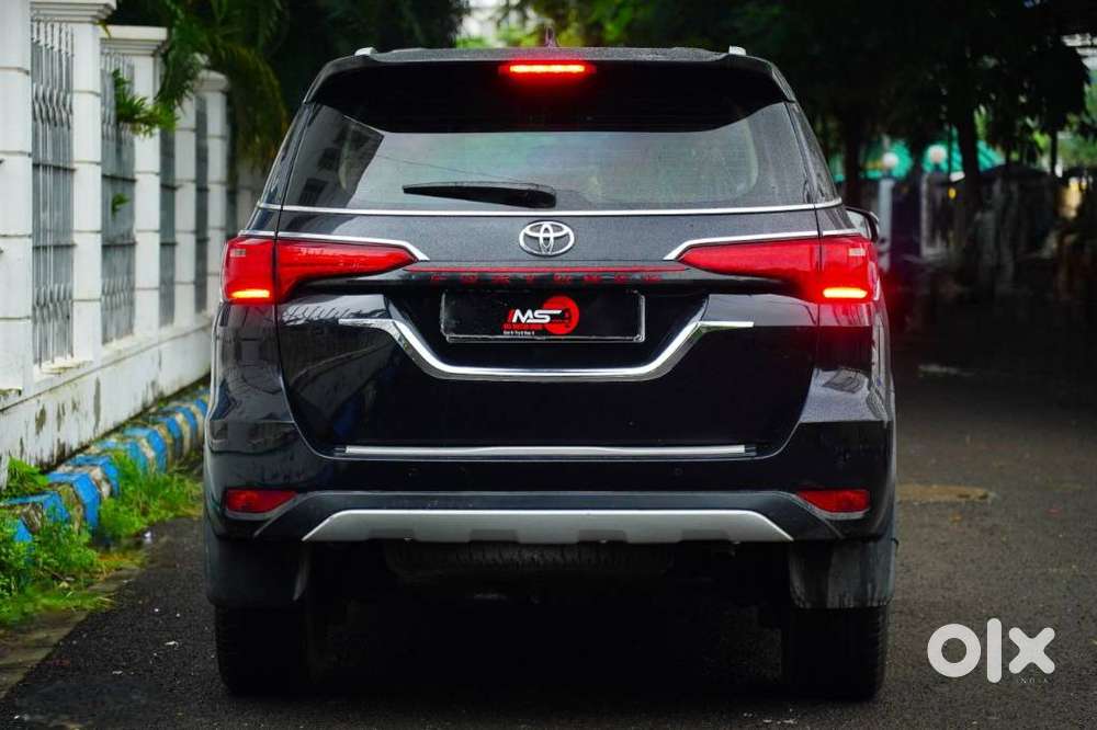 Toyota Fortuner 4x2 At 2.8 Diesel, 2021, Diesel