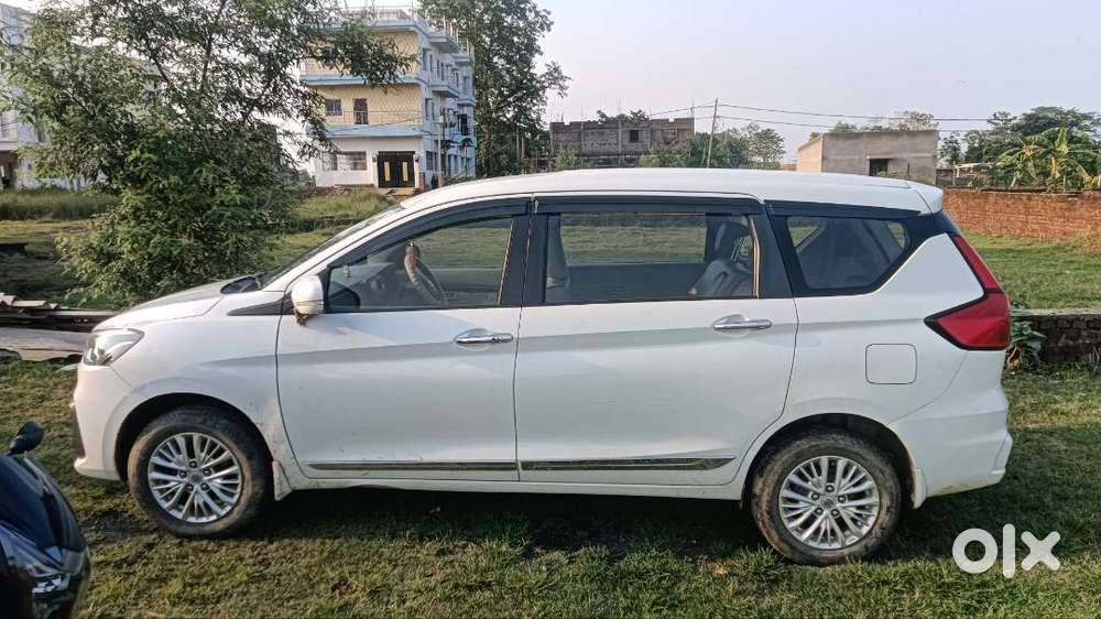Top Model Ertiga Smart Hybrid In Built Camera