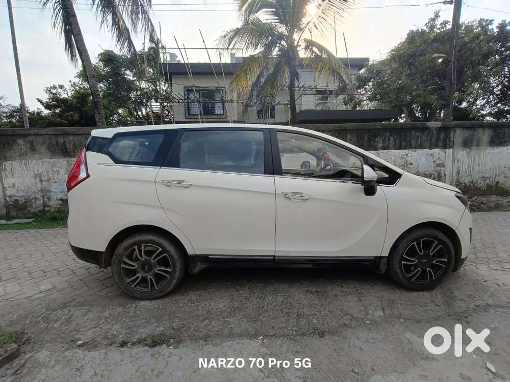 Title - * Car Model - Mahindra Marazzo M8
* 56275 Km Driven