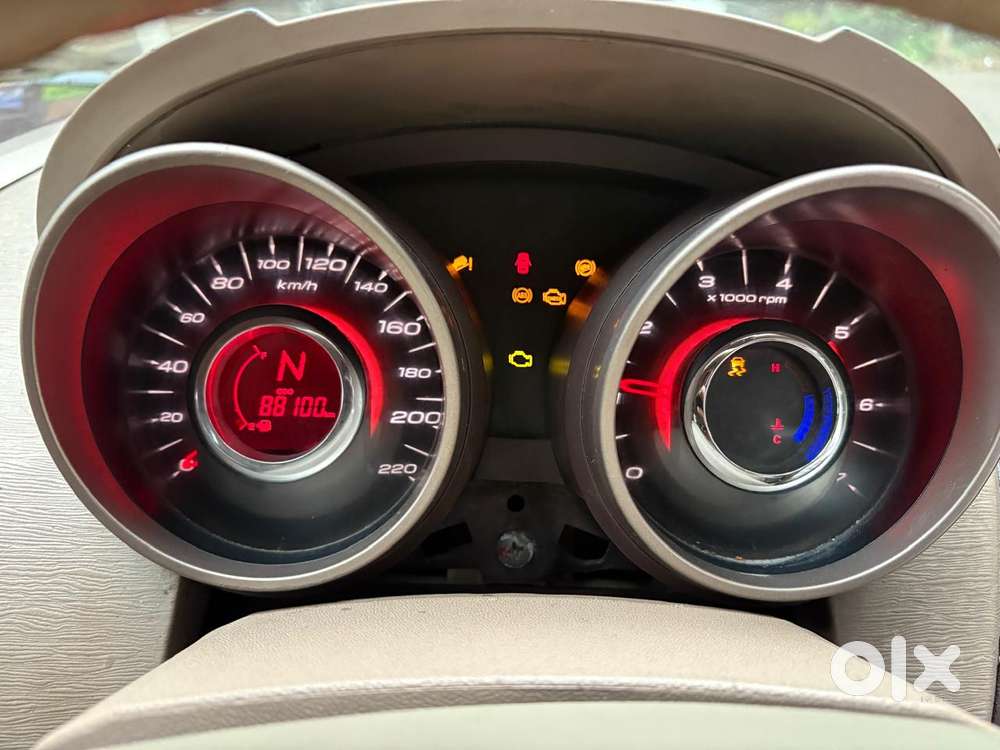 Mahindra Xuv500 2011-2015 W8 2wd, 2012, Diesel