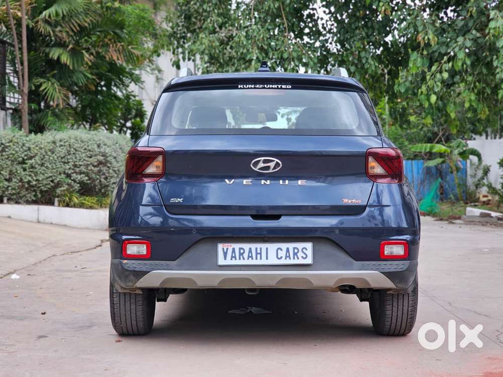 Hyundai Venue 1.0 Sx (o) Turbo Dual Tone, 2019, Petrol
