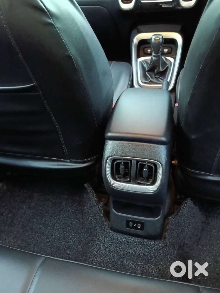 Kia Sonet 2025 Petrol