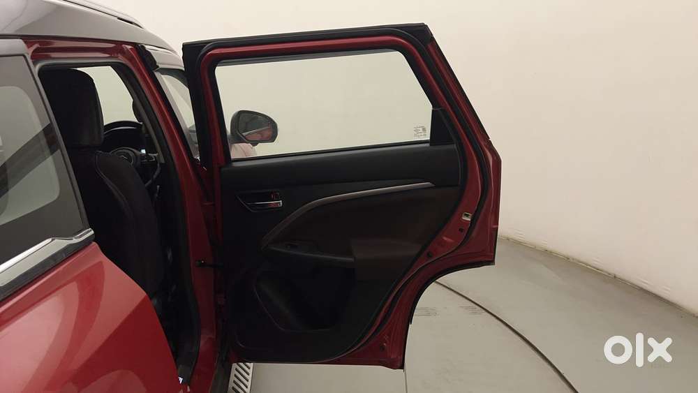 Maruti Suzuki Vitara Brezza 1.5 Zxi Plus At Dual Tone, 2023, Petrol
