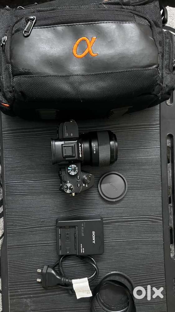 Sony Alpha A7 III + Sony FE 50mm f/1.8 ..Low shutter count