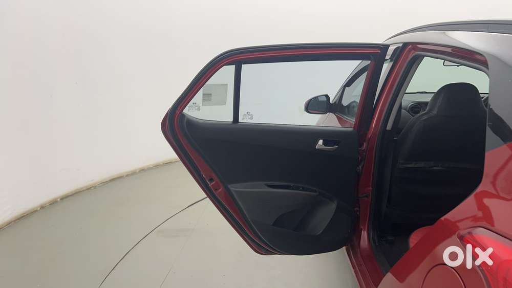 Hyundai Grand I10 1.2 Kappa Sportz Dual Tone, 2018, Petrol
